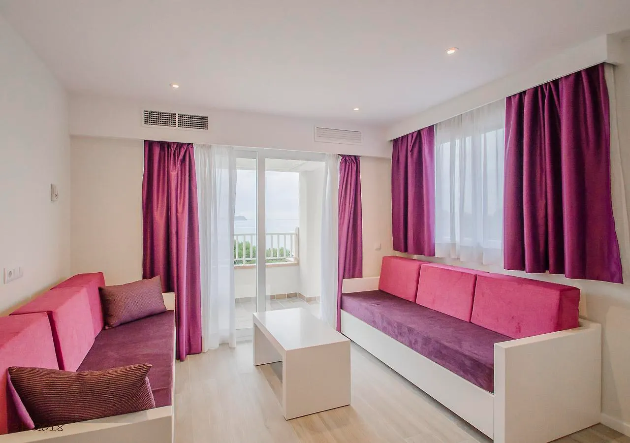 Apartamentos Ponent Peguera Aparthotel