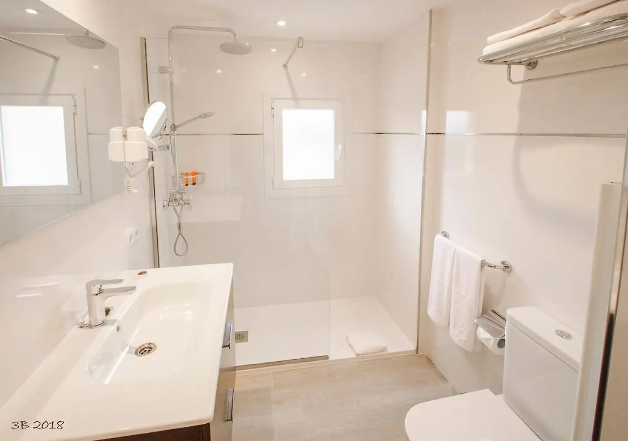 Aparthotel Apartamentos Ponent Peguera